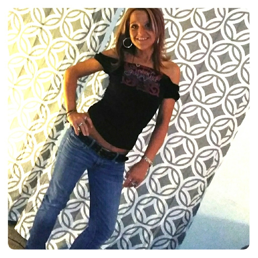 Meet your Posher, Ashley